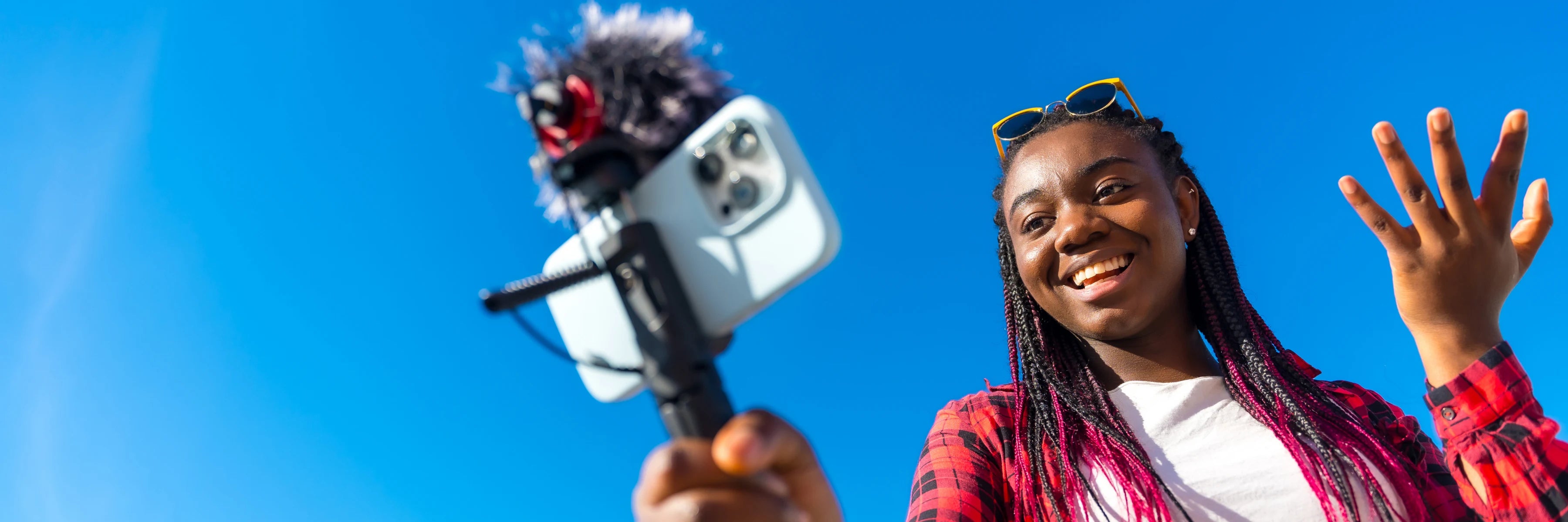 Content-Erstellerin wirbt für das Affiliate-Programm von mit 6 % Provision auf grüne, nachhaltige Produkte.