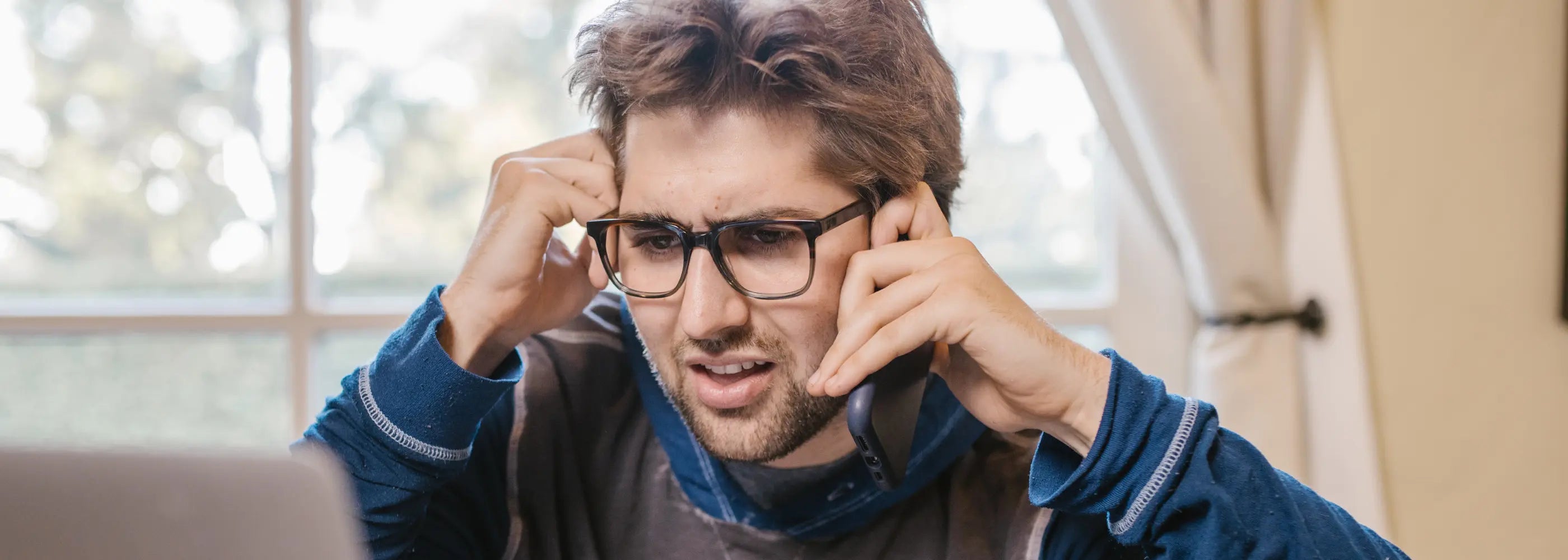 Choose the right outdoor heat pump or air conditioner cover, torn between size, regulations, noise reduction, and modern facade compatibility.