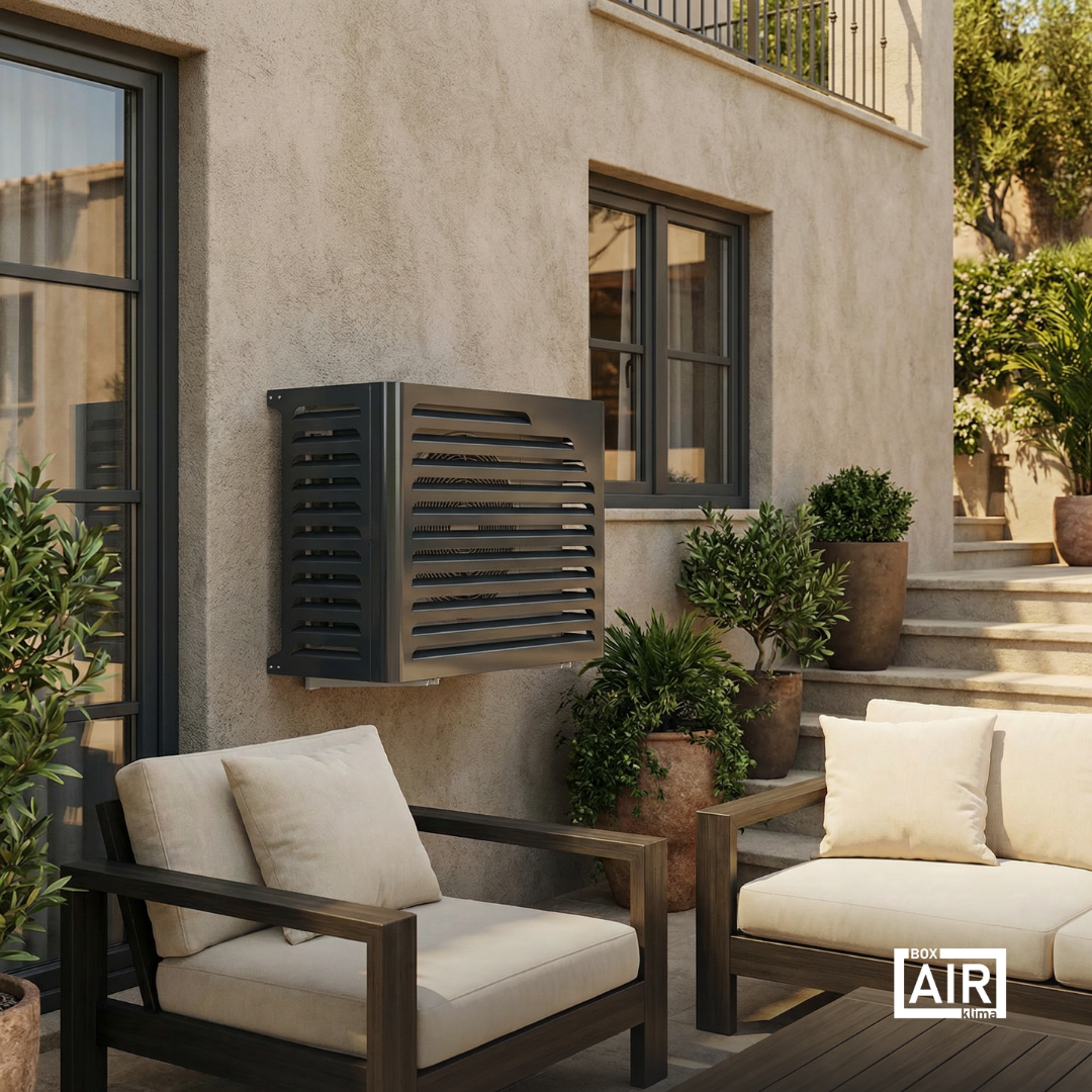 Curve antracite Box Air Klima, copertura resistente per proteggere l’unità esterna da foglie, polvere, salsedine e agenti atmosferici.